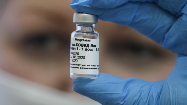 Стандартът за ваксините ще бъде спазен, уверяват от Националния ваксинационен щаб