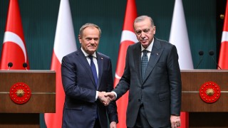 Полша иска Турция да играе по-голяма роля за мира в Украйна