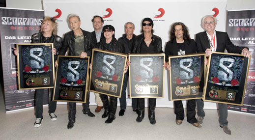 Позлатиха Scorpions в Германия
