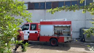 Пожар избухна в склад за дрехи втора употреба във Велико Търново