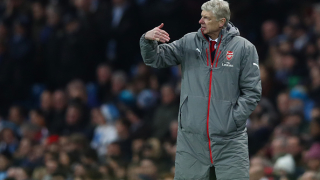 Арсен Венгер не пожела да коментира грандиозното изоставане на своя Арсенал