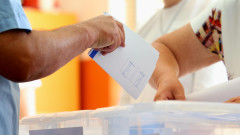 Провеждат се частични местни избори в няколко области в страната
