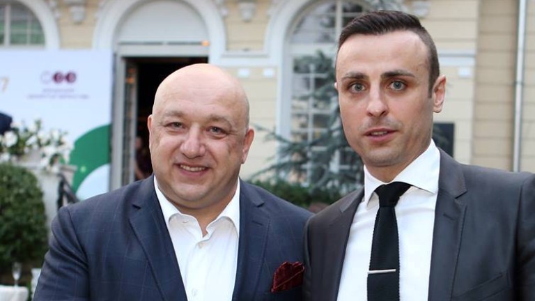Димитър Бербатов се дипломира и каза: Един ден може да стана министър на спорта 