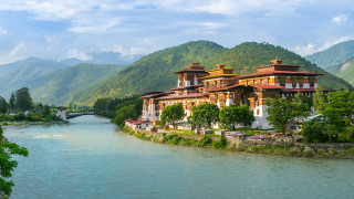 Известна като азиатската Швейцария малката хималайска държава Бутан в Южна