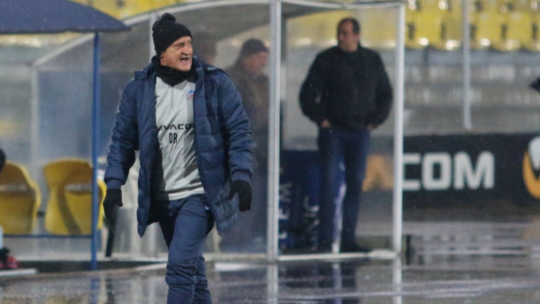 Треньорът на Левски - Делио Роси иска да изолира отбора