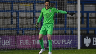 38 годишният вратар Петер Чех взе участие в мача между резервните