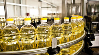 Супермаркети във Великобритания въвеждат ограничения за количеството олио което могат