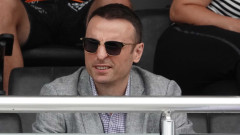  Бербатов отправи важно съобщение към футболните клубове