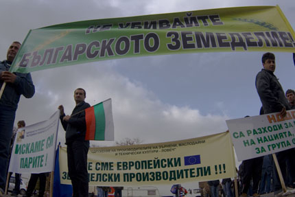 Фермери протестират, Цветанов пие кафе