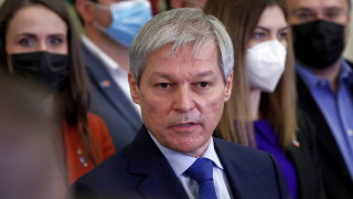 Изглежда че настоящите политически сътресения в Румъния ще продължат след