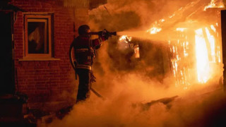 Две деца на около 1 5 г близнаци са загинали в