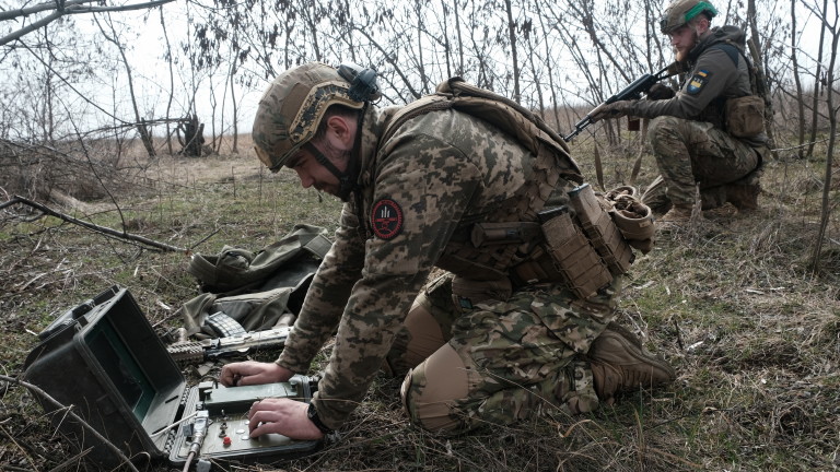 NYT: Част от руските войници копаят само окопи