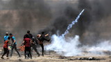 Загинал и стотици ранени палестинци при протест в Газа