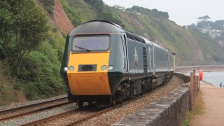 Железопътният транспорт в България е известен с проблемите си Влаковете