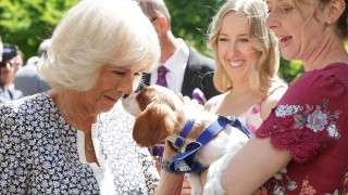 В неделя 17 юли съпругата на принц Чарлз навърши 75