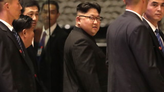 Лидерът на КНДР Ким Чен ун който рядко напуска изолираната си