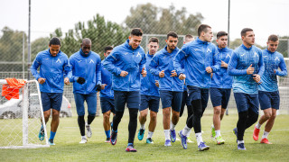 Старши треньорът на Левски Станимир Стоилов продължава да привиква юноши