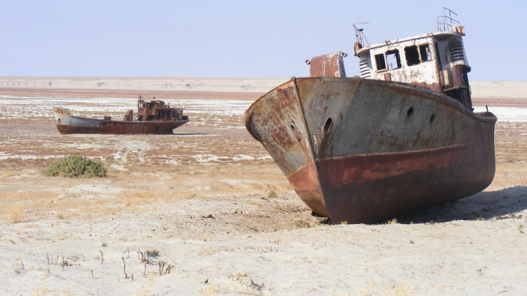 Как да пресушим морето: Трагичната история на Арал