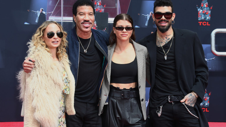 Защо арестуваха сина на Лайнъл Ричи