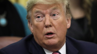 Шест месеца след първото си съобщение в Туитър президентът Доналд