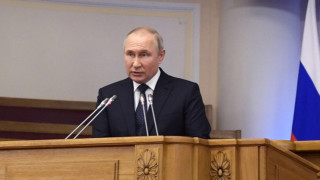 Руският президент Владимир Путин каза че цар Петър I през