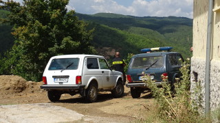 Арестуваха двама, пребили горски в защитената местност "Ормана"