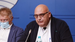 Националният съвет на Българския лекарски съюз БЛС иска спешна среща