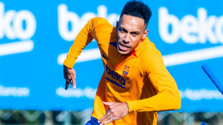 Нападателят Пиер Емерик Обамеянг е готов на 100 за утрешния мач