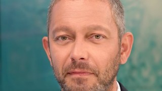 Димитър Стоянович е едно от най популярните лица на БНТ Той