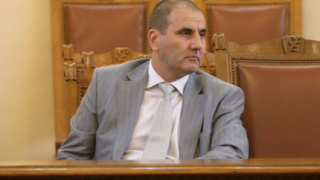 Над 80% от българите "искат" имунитета на Цветанов