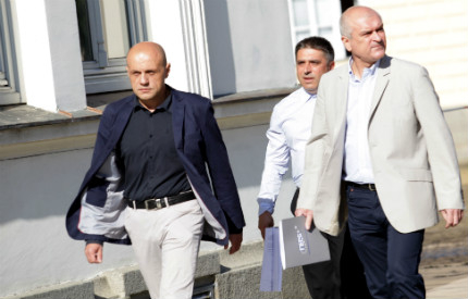 ГЕРБ внесе дискомфорт във "ваканцуването" на властта 