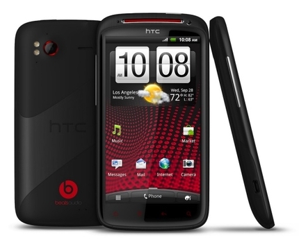 HTC представи смартфона Sensation XE