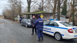 Арестуваха двама молдовци, обвинени за въоръжен грабеж на украинско семейство
