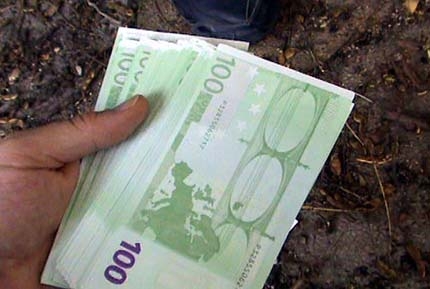 Разбиха нелегална печатница за фалшиви пари в Несебърско