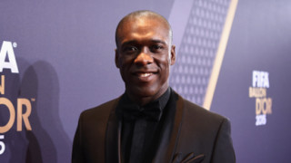 Холандската легенда Кларънс Зеедорф отново иска да се занимава