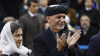Афганският президент Ашраф Гани коментира че всички чуждестранни сили
