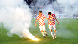 Хърватите празнуват с нацистки скандирания