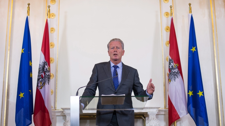 Временният канцлер на Австрия не изключва предсрочни избори