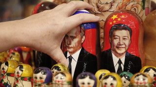 Китай Русия и Иран едновременно тестват Запада Централните стълбове на