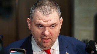 Пеевски за ПП-ДБ: Тези хора не могат да представляват протеста, те са лъжци