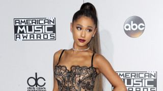 Последният сингъл на Ариана Гранде 7 Rings постигна монументален успех