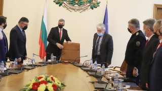 Корупцията в България е пуснала дълбоки корени в политическата и