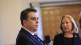  Асен Василев удостовери още две оферти на Политическа партия - Рашков и Денков 