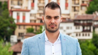 27 годишният собственик на маркетингова компания Деян Куздов беше избран за
