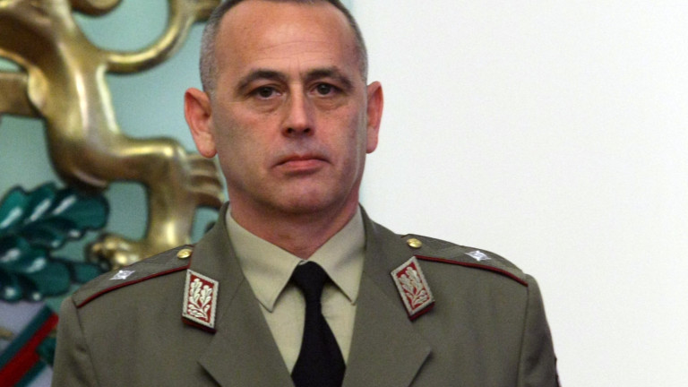Радев подписа указ за назначаването на ген. Данчо Дяков за шеф на НСО