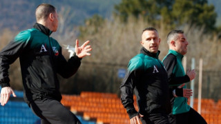 Никола Попов получи наряд за най любопитния сблъсък от 19 ия кръг