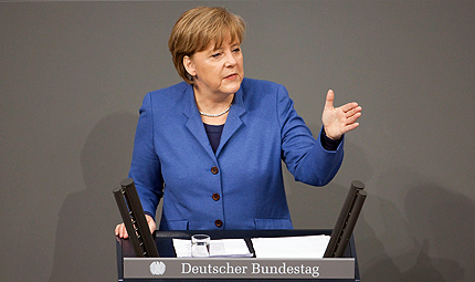 Опозицията освирка речта на Меркел
