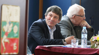 ЦСКА честити рождения ден на легендата Валентин Йорданов Армейци днес легендарният борец