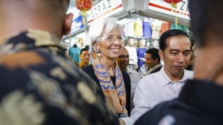 Никой няма да спечели от търговска война, предупреди МВФ