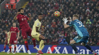 В Арсенал обмислят да предложат на вратаря Аарън Рамсдейл нов договор